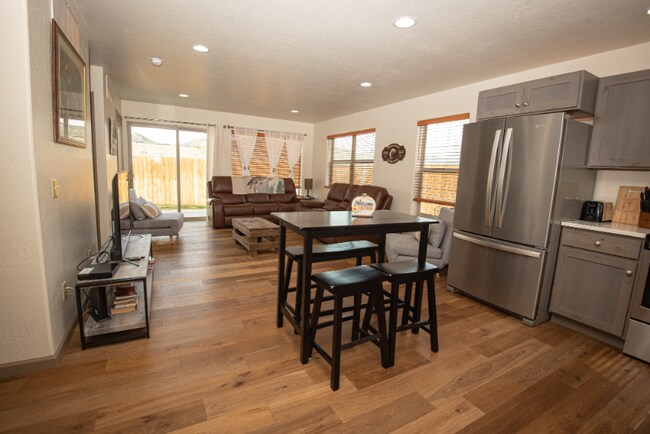 Photo - 141 Rachel Ave