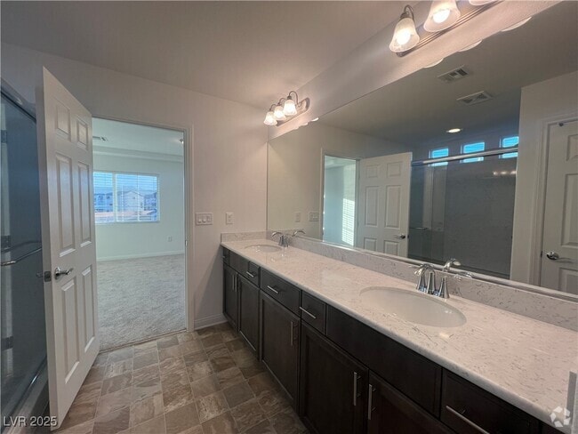 Building Photo - 5872 Aurora Gold Ave Rental