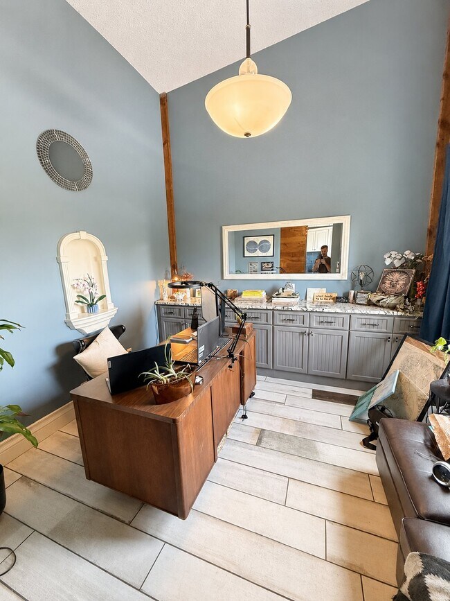 1802 11th Ave S Unit 2