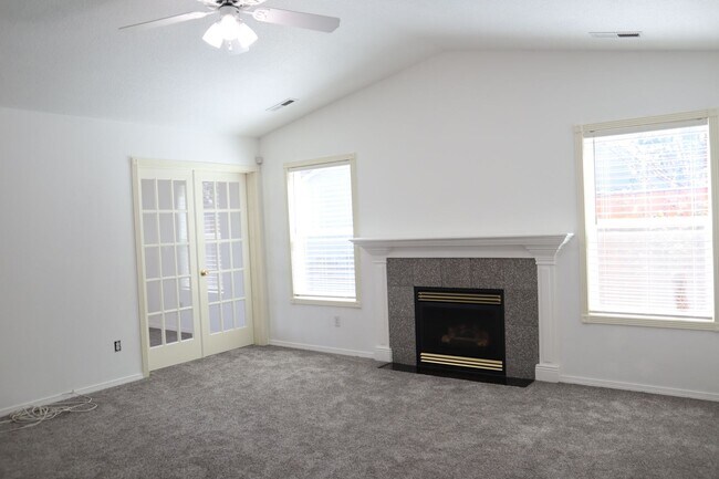 Photo - 7218 NE 65th Pl