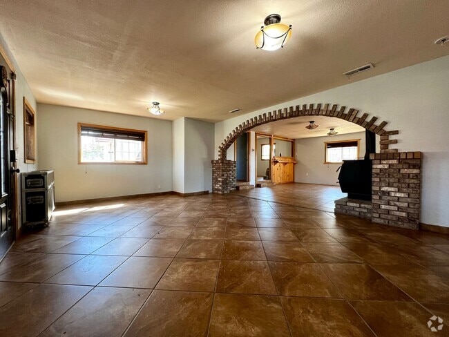 Building Photo - Non-Refundable & Security Deposit Total: $... Rental