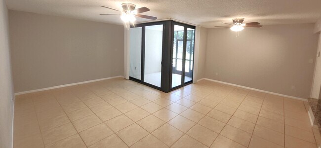 Photo - 820 Lavers Cir Unit G104