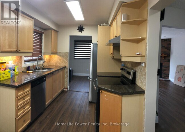 Photo - 14 Sparrow Ct