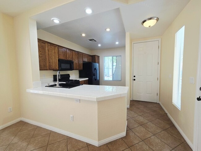 Photo - CHARMING 2 BED/ 2 BATH HOME WITH LOFT LOCATED IN LAMPLIGHT GARDENS!