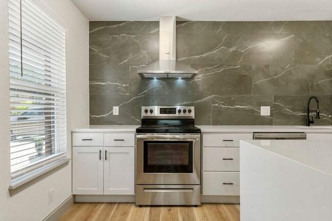 Photo - ONYX at 37th Unidad 2