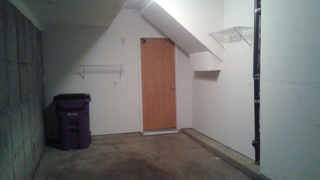 Photo - 1699 S Trenton St