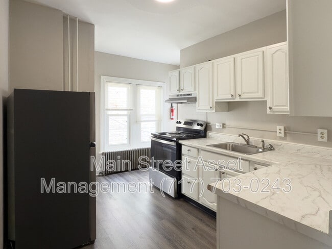 Photo - 332 Chestnut St Unit 2