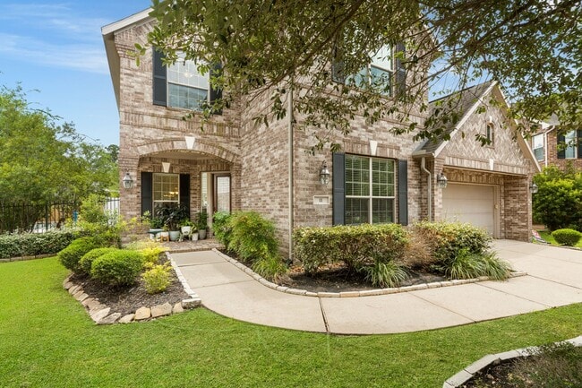 Photo - 11 Pintuck Pl
