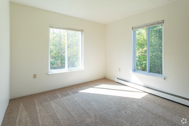 2 BR, 1 BA - 960 SF, Deluxe