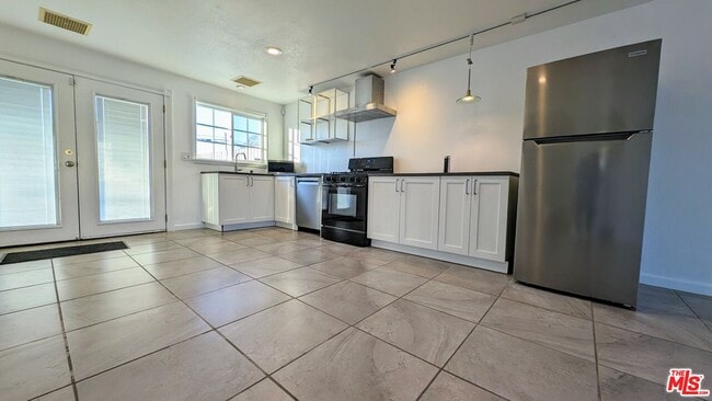 Building Photo - 72404 Cactus Dr Unit B