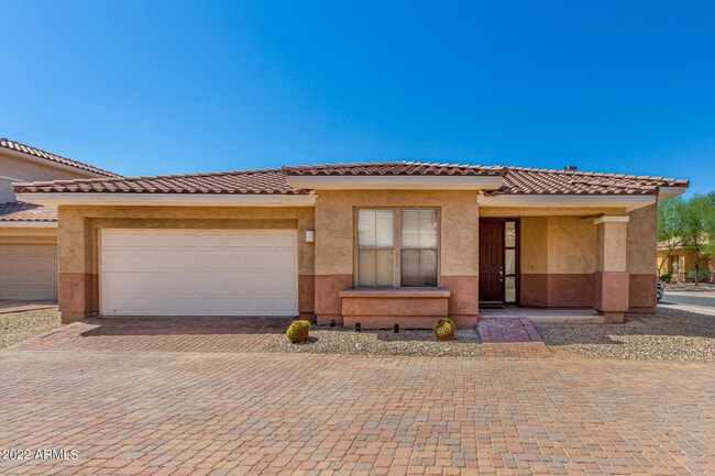 Photo - 13569 W Cypress St