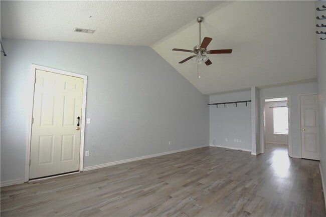 Photo - 212 SE 17th St