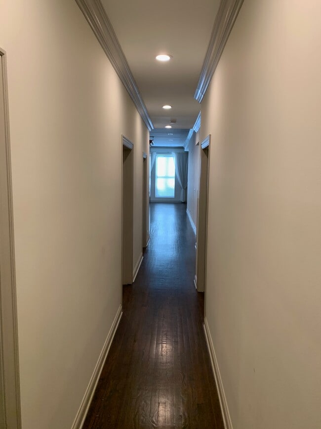 Photo - 9 E Huron St Unit 1