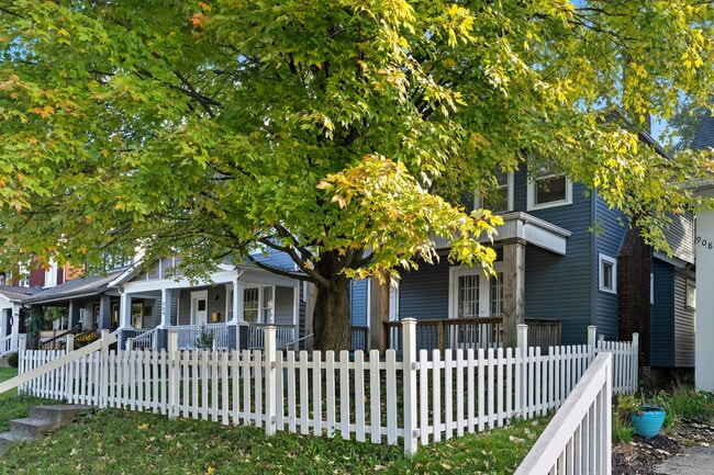 Photo - 904 Studer Ave