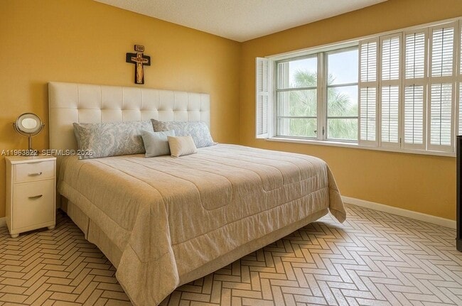 Photo - 671 S Hollybrook Dr Unit 302