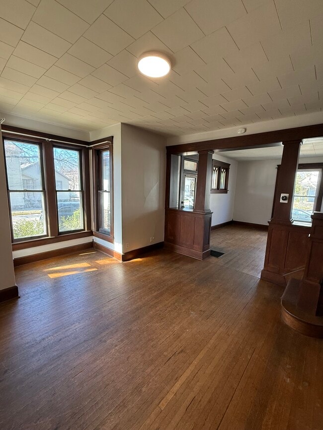 Building Photo - 315 N 10th St Unit North Street