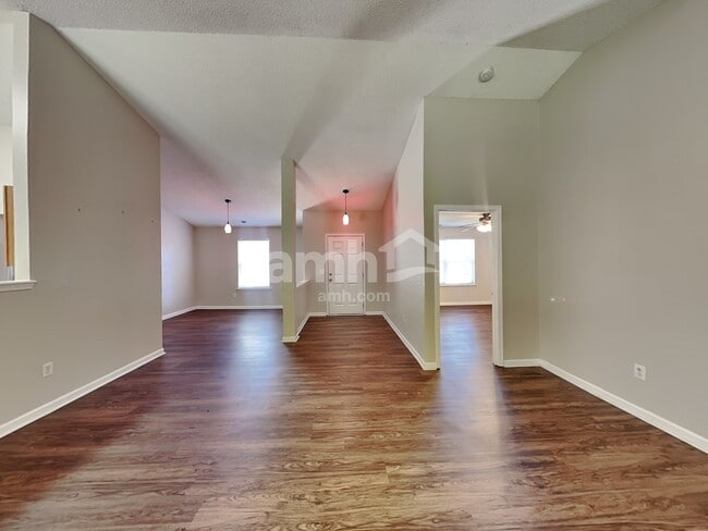 Photo - 3928 Edgeview Dr