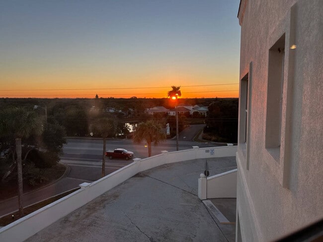 Photo - 264 Gibraltar Ct Unit SI FL3-ID1509623P