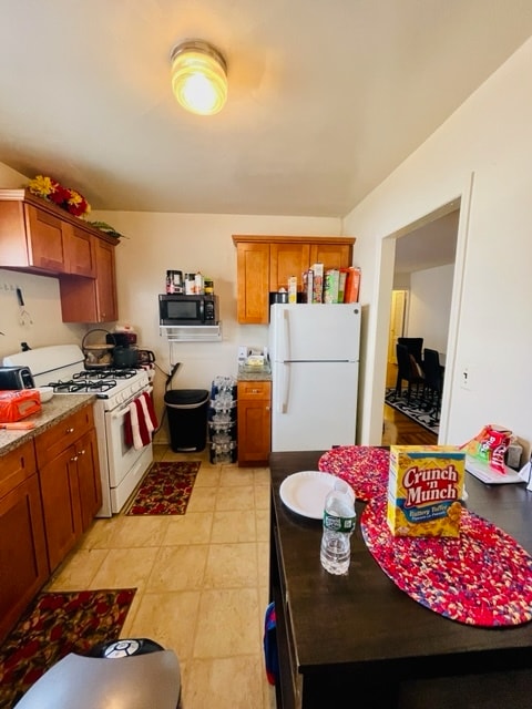 Photo - 135 Washington Ave Unit top floor