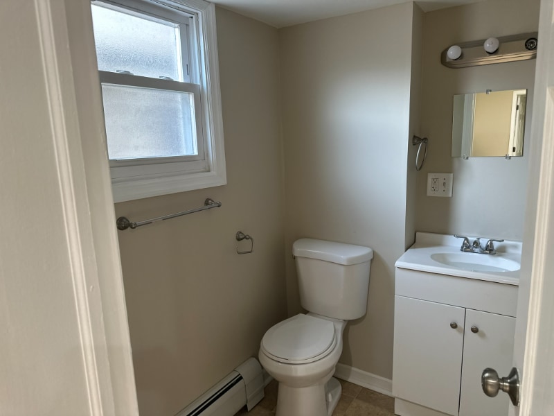 Photo - 74 Elm St Unidad 2A