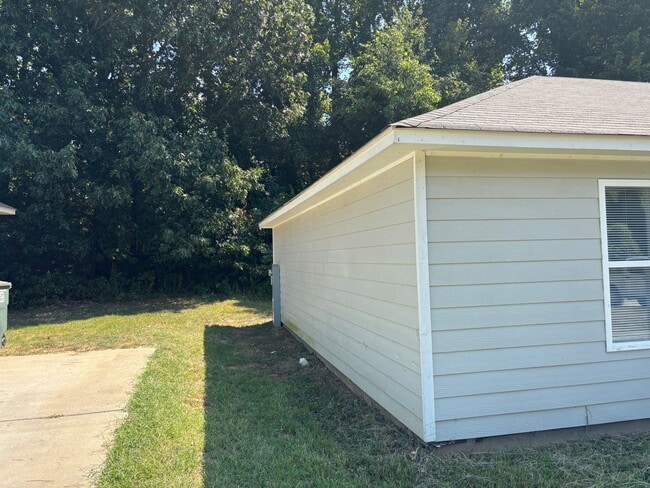 3848 Ajanders Dr