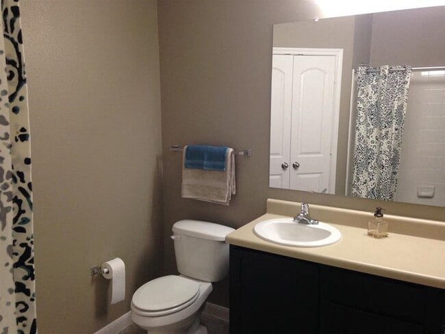 Central Park at Winstar Village Apartments