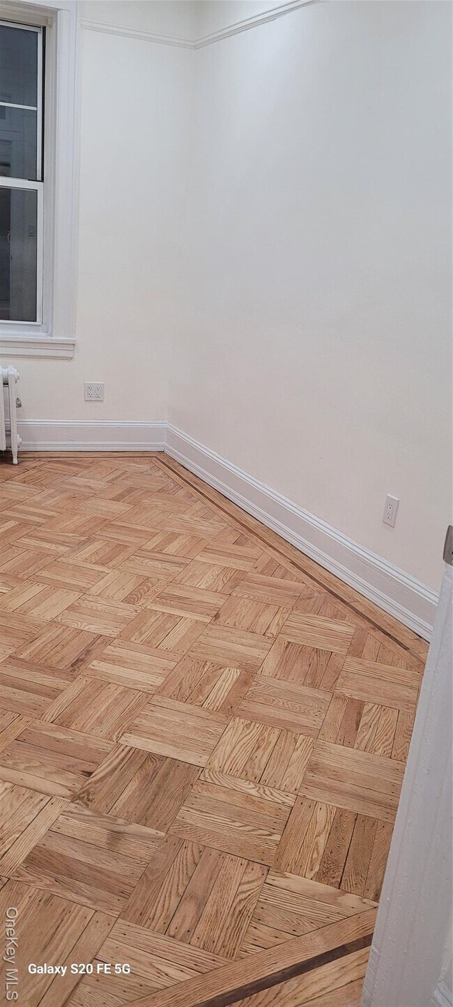 Photo - 238-05 Braddock Ave Unidad 2