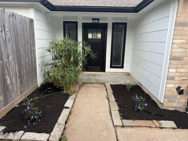 Building Photo - 11935 Firebird Dr