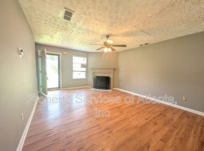 Photo - 314 Country Club Dr