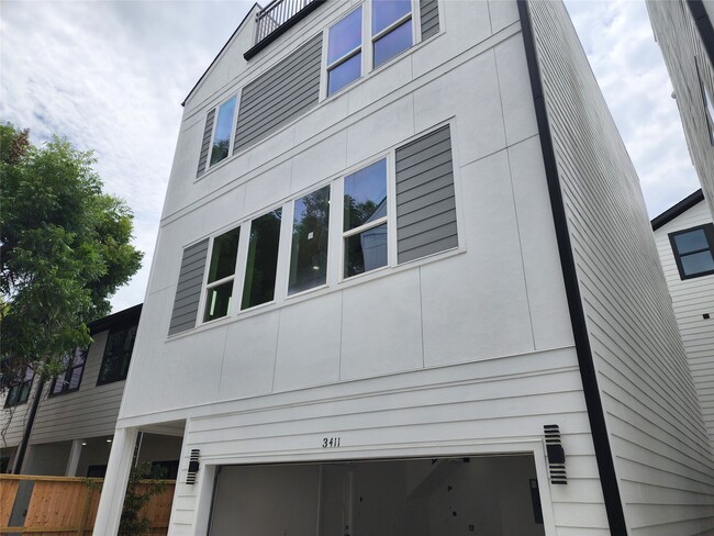 Photo - 3413 St Emanuel St