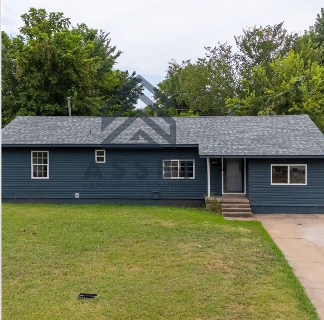 Photo - 1040 Sycamore Dr