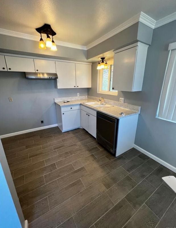 14 Tennessee St Unit C
