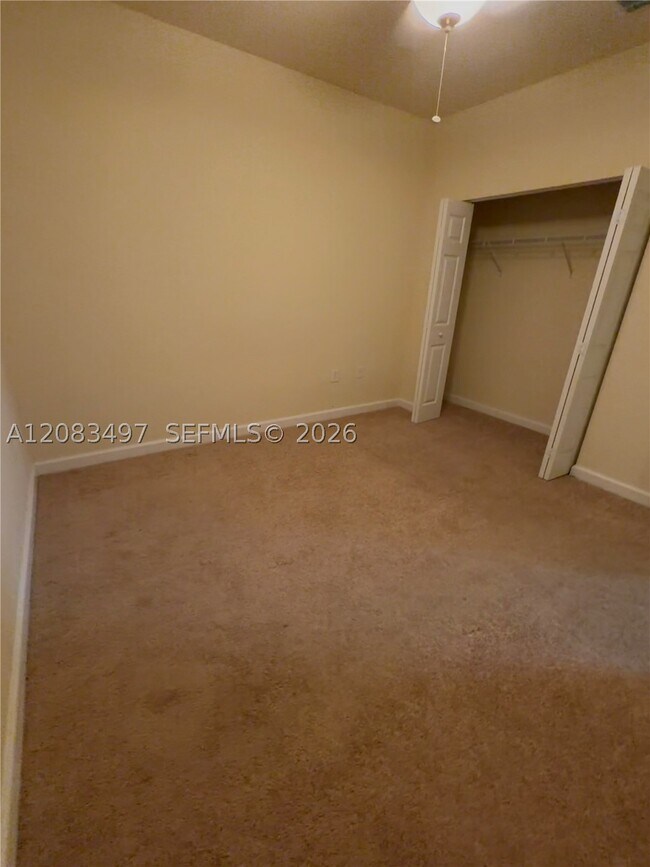 140 NE 28th Terrace