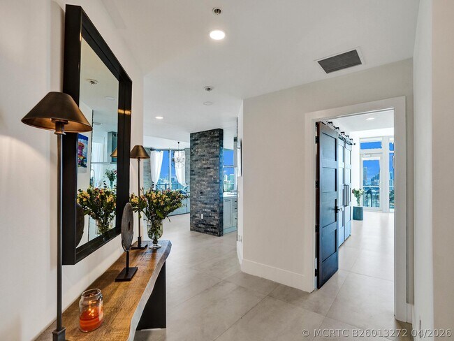 Photo - 17301 Biscayne Blvd