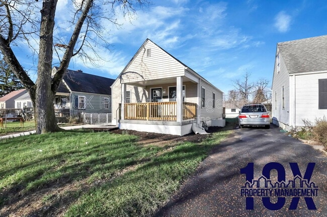 Photo - 2453 McGuffey Rd