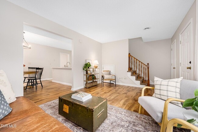 Photo - 2 Bdrm / 1.5 Bath Townhouse in Johnson City - Near ETSU, JCMC & VA