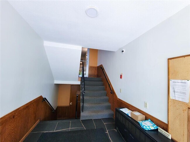Photo - 2637 Pleasant Ave Unit 2