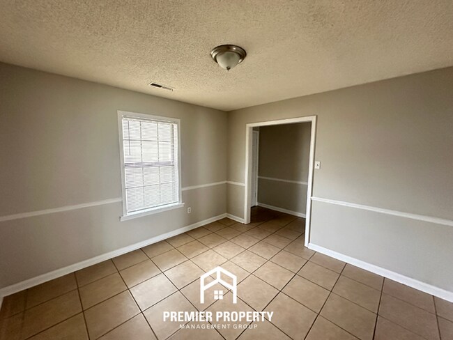 Photo - 4505 Stony Point Dr