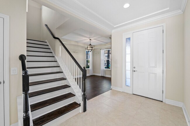 Photo - 4522 Scarlet Loop