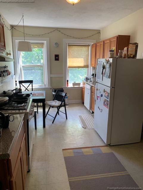 Building Photo - 230 South St Unit 2