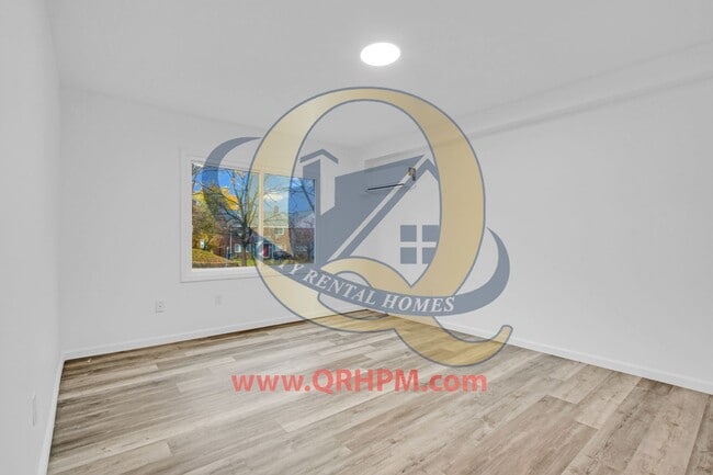 Photo - Bradley Hills