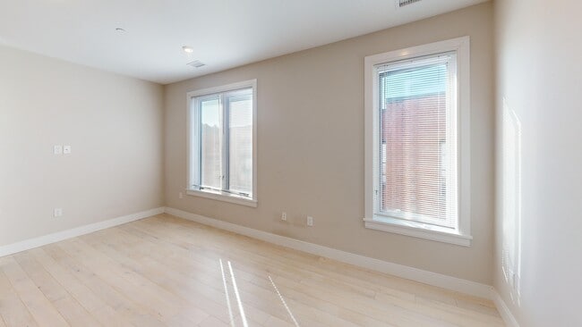 Photo - 198 Green St Unit 402