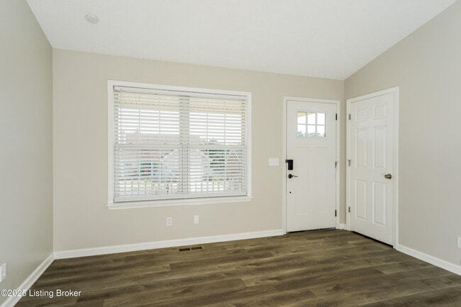 Photo - 8705 Vision Pl