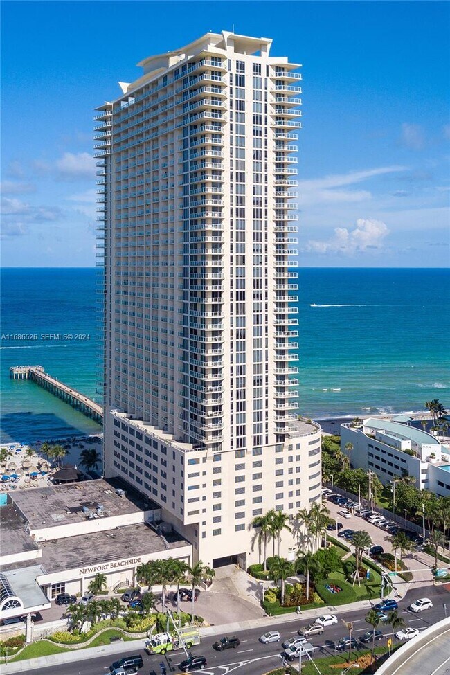 Building Photo - 16699 Collins Ave Unit 3105
