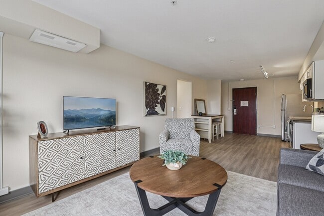 Photo - Woodland Flats