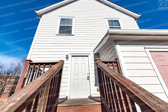 Photo - 800 Knoxville College Dr