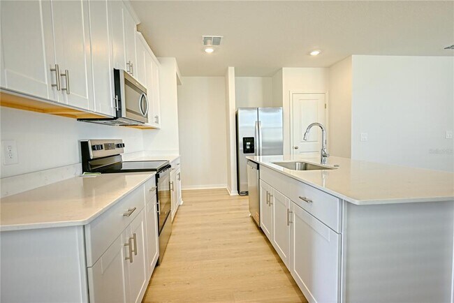 Photo - 5521 Clove Row