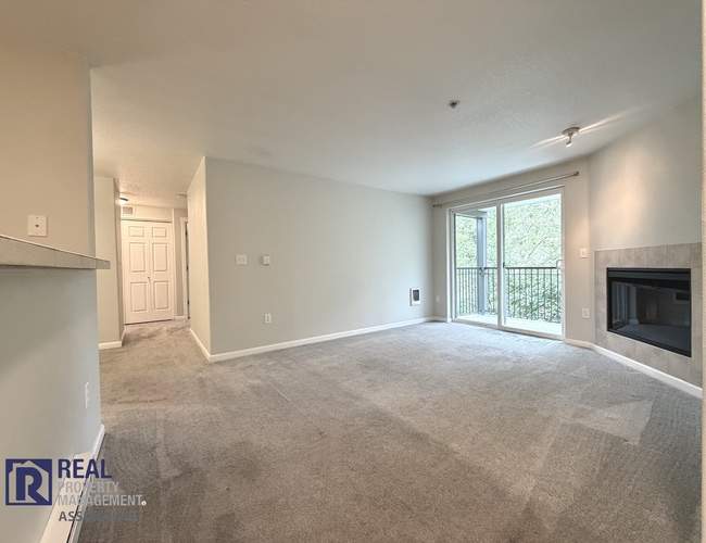 780 NW 185th Ave