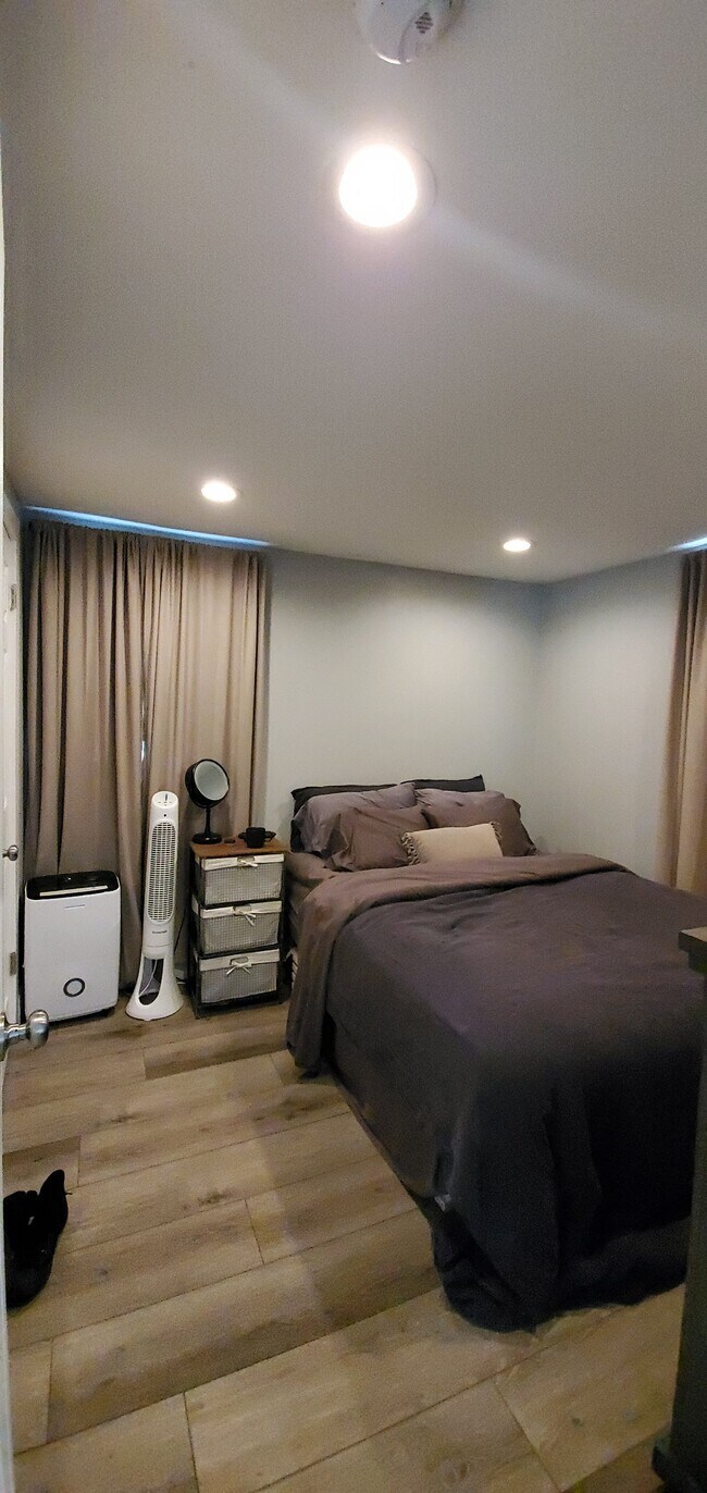 Photo - 2211 Gramercy Ave Unidad 2211 Gramercy Ave Ste B