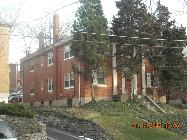 Building Photo - 2812 Digby Ave Unit 1
